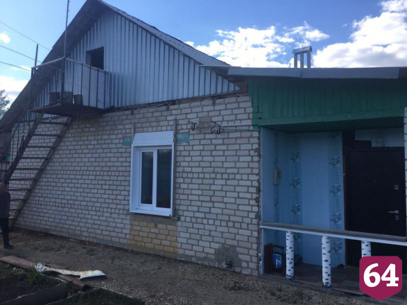 Саратовские пожарные тушили два частных дома