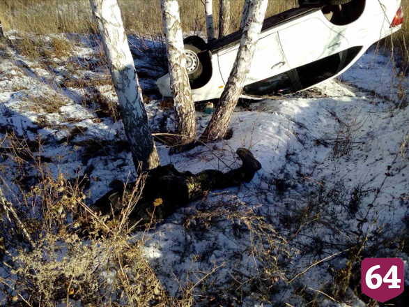 В перевернувшейся «Гранте» насмерть разбился водитель