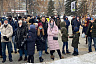 В Саратове несовершеннолетние на митинг Навального вышли за еду