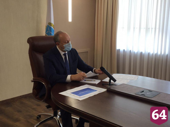 Губернатор раскритиковал подчиненных за ситуацию на рынке труда