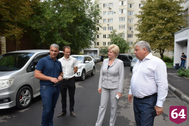 В Саратове планируют отремонтировать 1600 дворов
