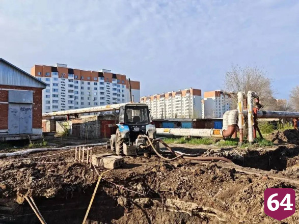 В Энгельсе выявили новые провалы на главном коллекторе