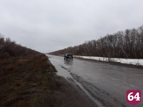 Под Саратовом отремонтируют «самую убитую дорогу»