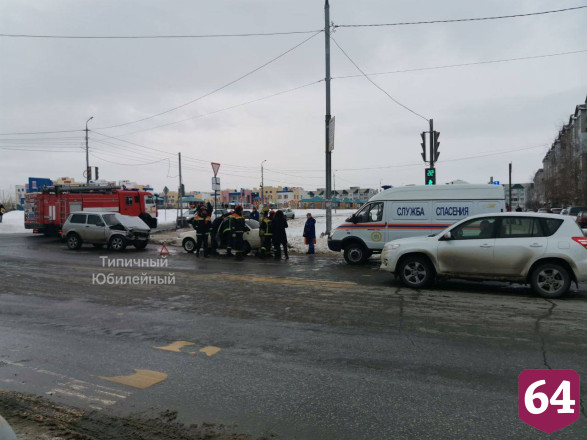 Обнародовано видео ДТП с тремя пострадавшими в Саратове