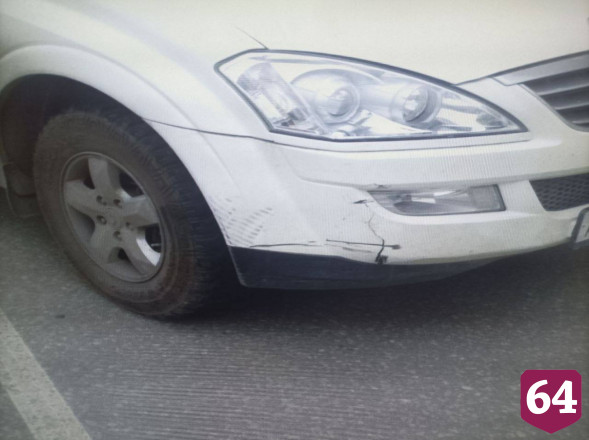 В Энгельсе автоледи покалечила двух детей на велосипеде