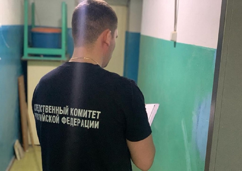 В коммуналке на Крымской неделю лежал труп неизвестного 