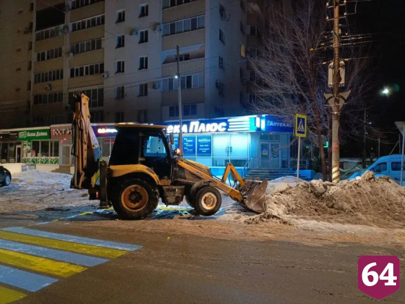В Энгельсе подготовились к сильному снегопаду 