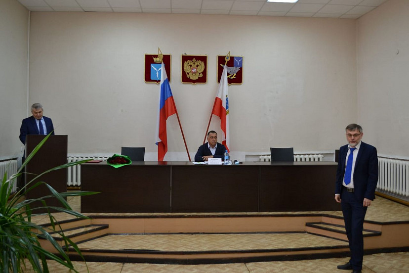 Главой Дергачевского района переизбран Сергей Мурзаков