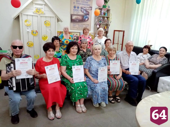 Пенсионеры из Саратовской области отличились на вокальном конкурсе в Волгограде