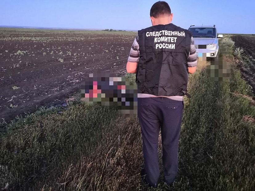 Фермер нашел в поле труп неизвестного