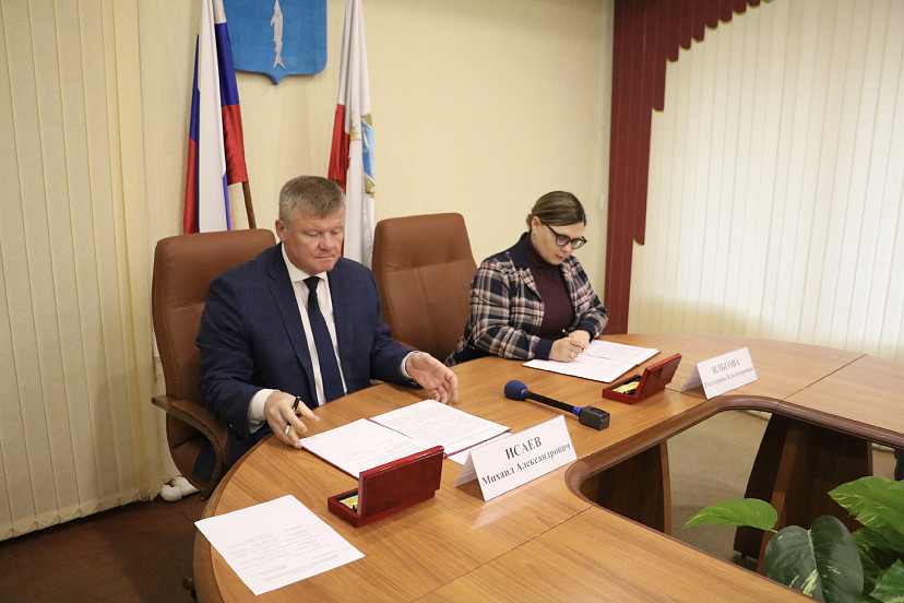 СГЮА и Саратовская областная дума подписали соглашение о сотрудничестве