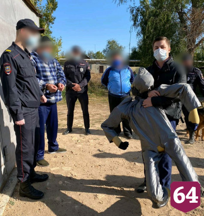 Убийство соседа у подъезда мужчина объяснил самообороной