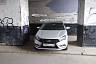 Автохамы оккупировали арку жилого дома