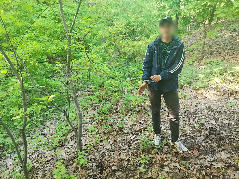 В Саратове поймали 19-летнего закладчика наркотиков