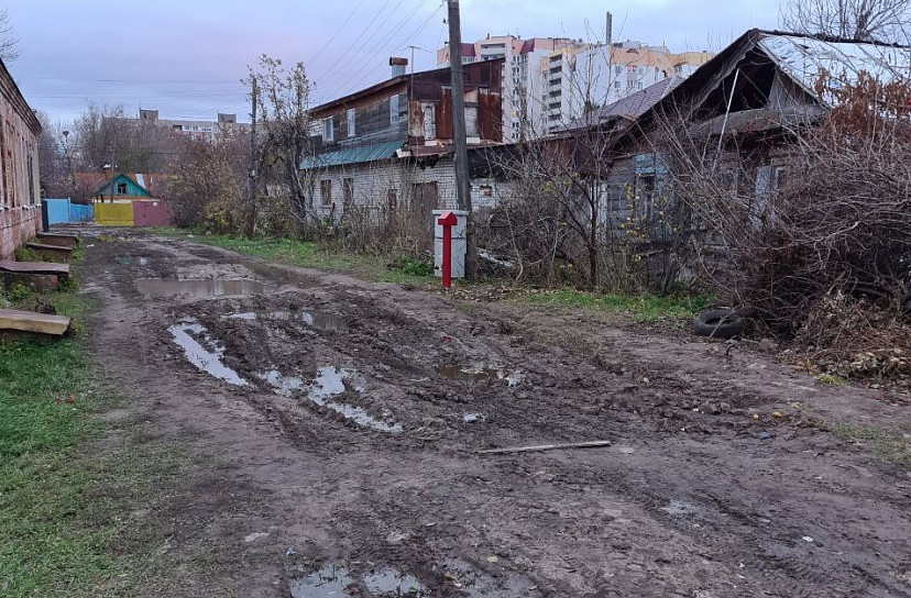 Саратовцы просят сделать дорогу к дому 84-летнего ветерана 