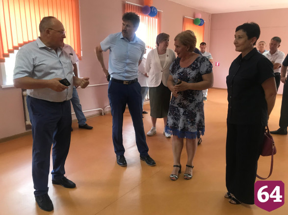 Выпускнице школы предложили стать культурологом в родном селе