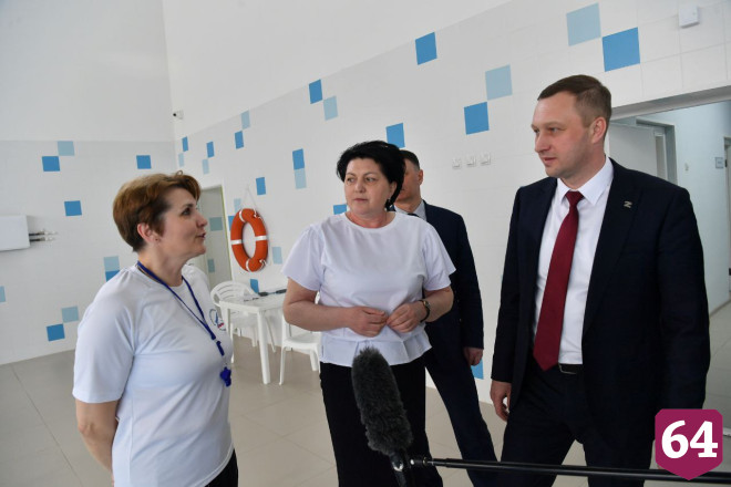 Школа в Энгельсе получит новое оборудование для бассейна 