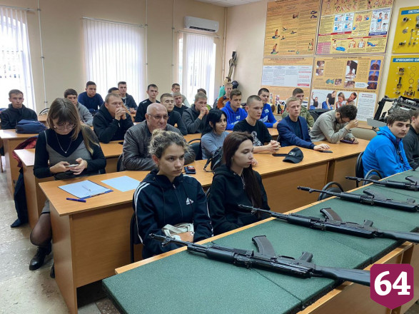 В Саратове продолжаются занятия по НВП для гражданского населения