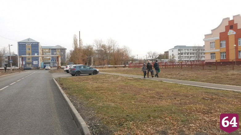 Журналистам рассказали о «самой выстраданной дороге» Энгельса