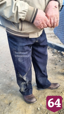 В Саратове пожилой мужчина упал в разрытый котлован