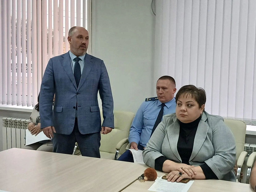 Алгайский район возглавил опытный управленец со степным характером