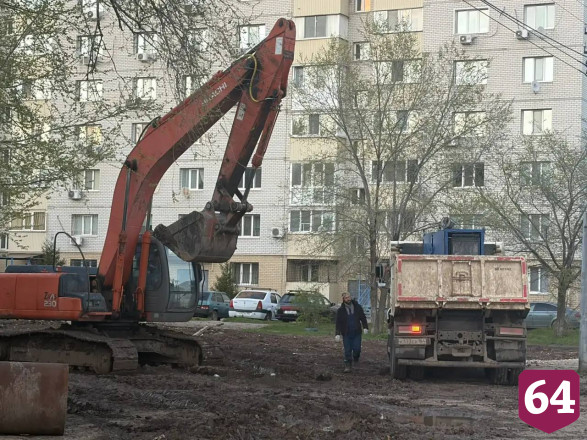 После коммунальной аварии в Энгельсе Максим Леонов объявил чиновникам выговоры