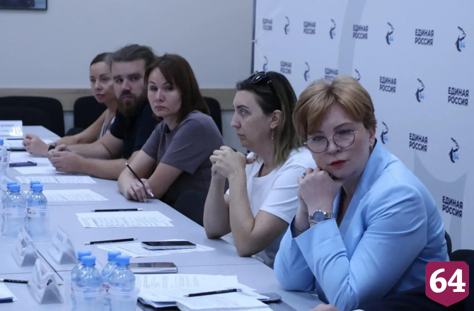 В Саратове обсудили помощь бизнесу, пострадавшему от украинских БПЛА