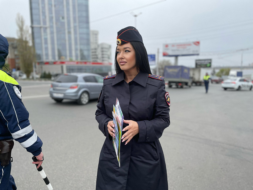 Саратовских водителей учили правильно перевозить детей