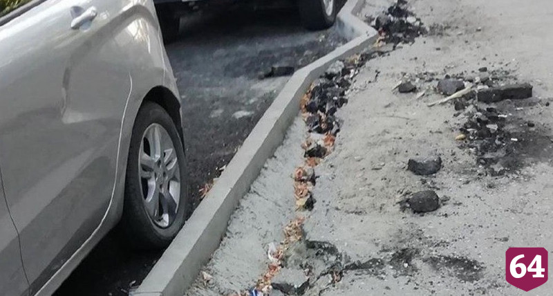 Саратовцы жалуются на разбитые после ремонта дорог тротуары