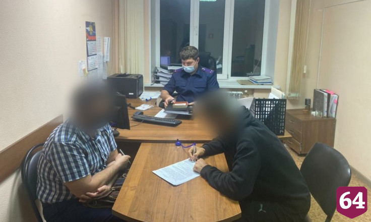 Избитый и изрезанный пьяной парой саратовец умер на обочине 