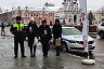 Саратовские автоинспекторы вручили подарки ответственным водителям