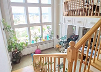 В центре Саратова продают двухэтажную квартиру со смотровой площадкой