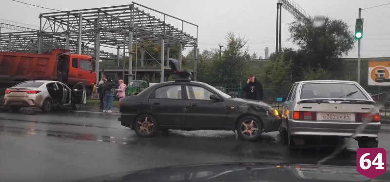 Автоледи после массового ДТП попала в больницу 