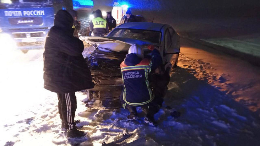 Четверо покалечились в аварии под Саратовом