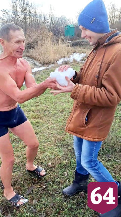 Саратовский клуб моржей отметит юбилей заплывами в проруби