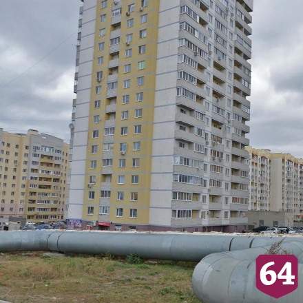 В Саратове мужчина упал с 13-го этажа