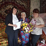 Саратовскую долгожительницу с 99-летием поздравили президент и губернатор 