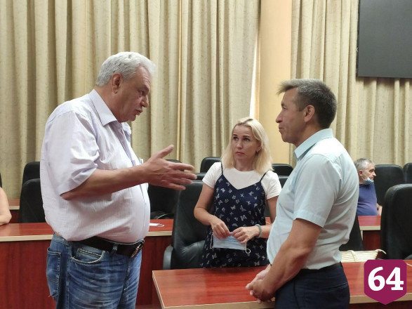 Губернатор попросил дольщиков поверить саратовским чиновникам  