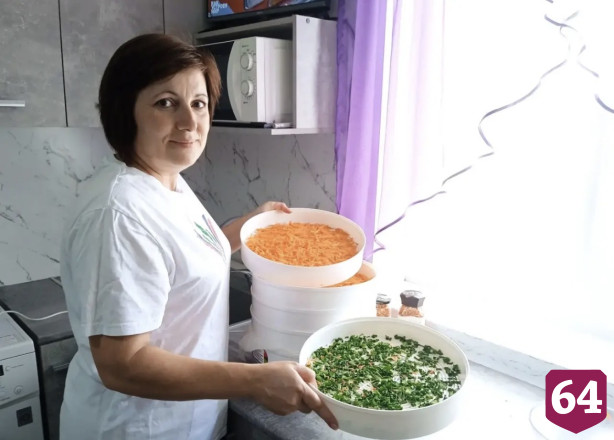 Саратовцам на СВО передали смеси для супа и сухарики