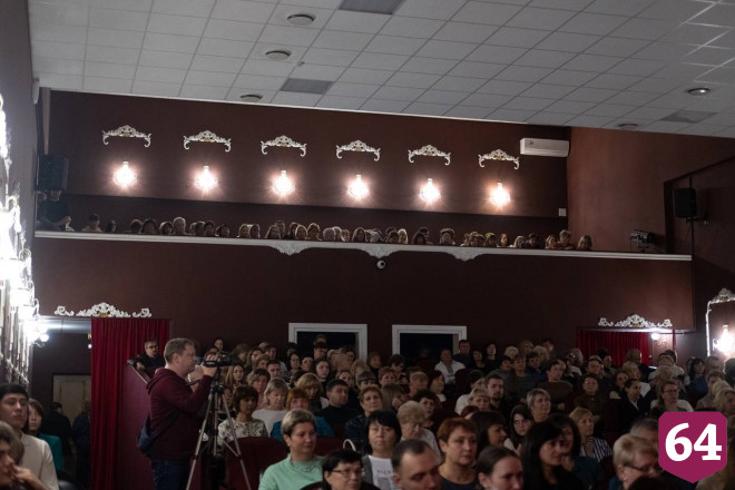 Саратовский ритм-балет собрал аншлаг на «Театральном Прихоперье»
