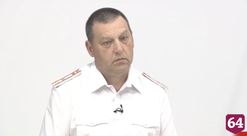 Саратовский начальник Госавтоинспекции сдал на права с первого раза