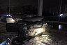 В Саратове вылетевшее из машины тело пьяного водителя прижало к столбу