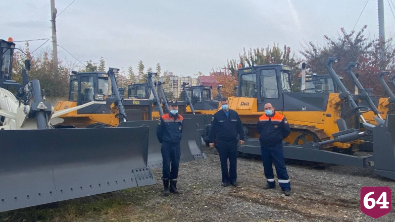 В Саратове проверили готовность дорожной техники к зиме