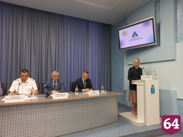 Саратовских подростков предостерегли от зацепинга и руфинга