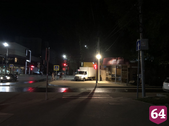 Чиновники пожаловались в полицию на грузовик с пивом на пешеходной зоне