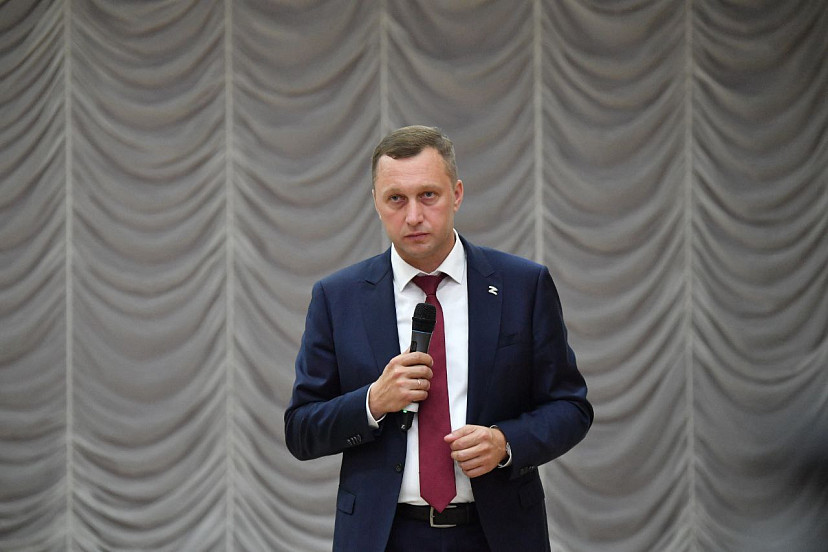 Бусаргин обратился в прокуратуру из-за возможного захвата участков набережной Саратова