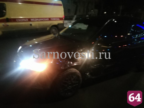 В столкновении двух «Лад» в Саратове ранена девушка