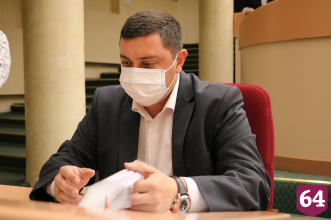 Радаев пригласил депутатов на стройплощадку инфекционного центра