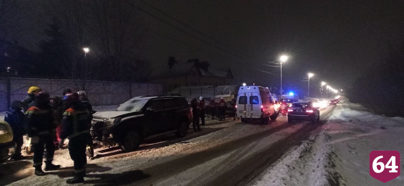 В лобовом столкновении на Вешней ранена женщина
