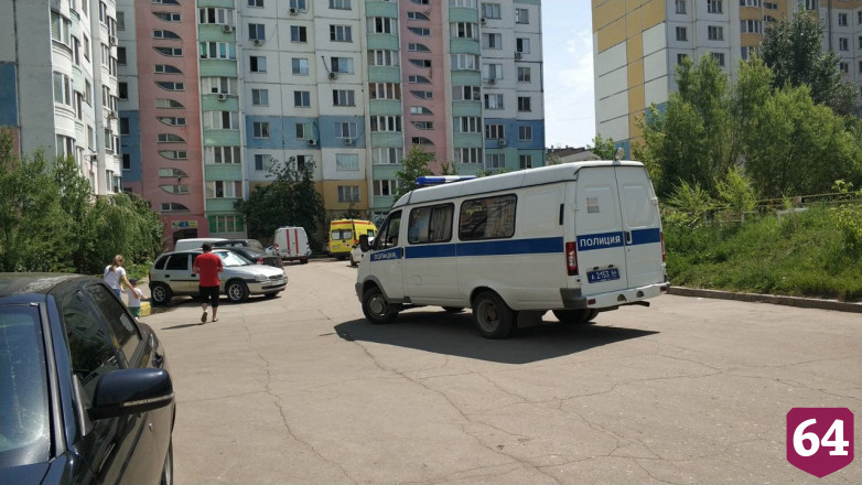 На Блинова горела квартира в 10-этажке